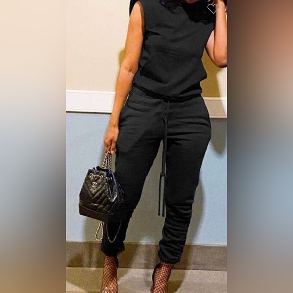 Black! Black Two Piece Sleeveless Jogging Suit - Picture 5 of 5